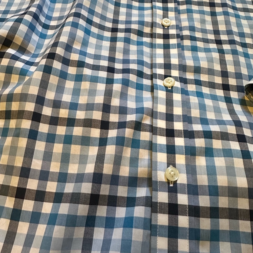 LL Bean Traditional Fit Wrinkle Free Button Down sz XL - Picture 2 of 7